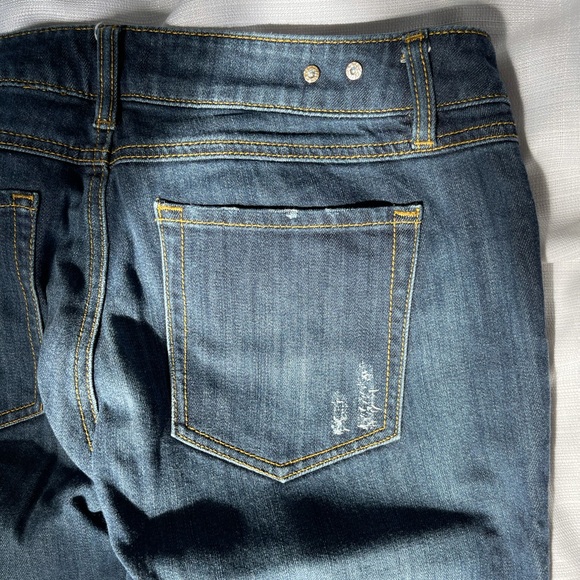 Cabi Distressed Slim Boyfriend Jeans - Picture 5 of 7